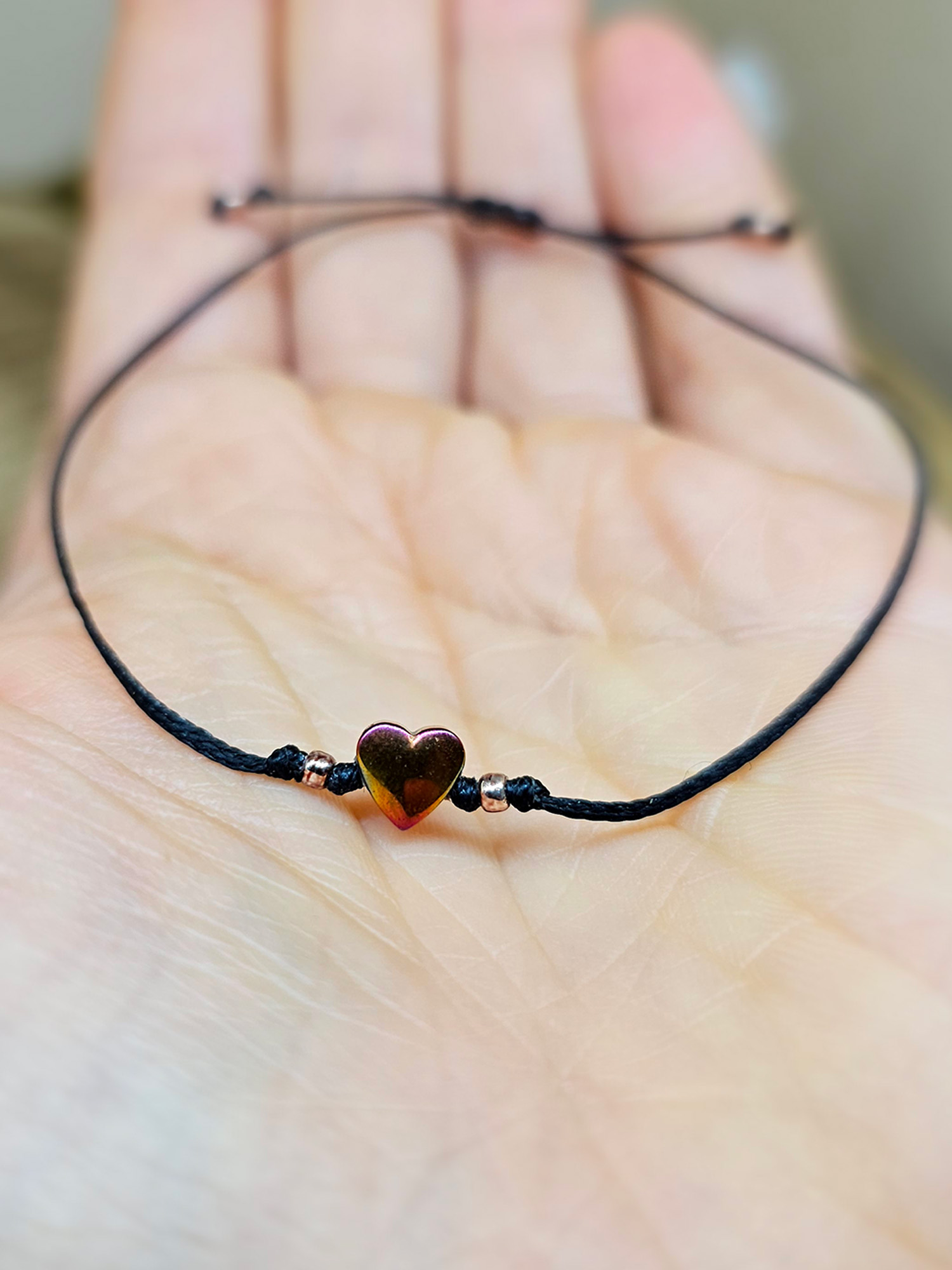 Bransoletka minimalistyczna z hematytem regulowana - obrazek 3