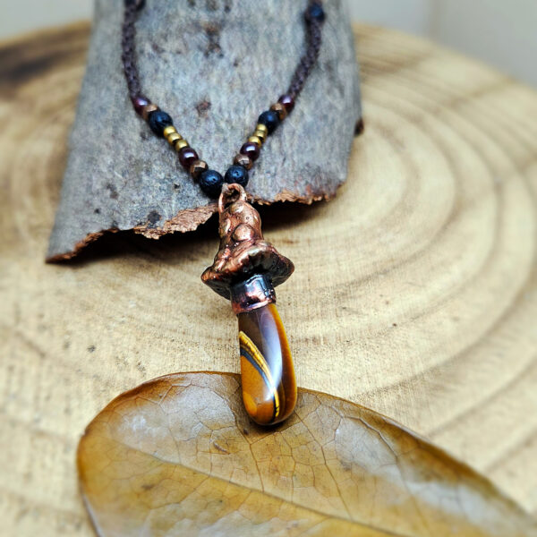 Naszyjnik miedziany - grzybek z tygrysim okiem