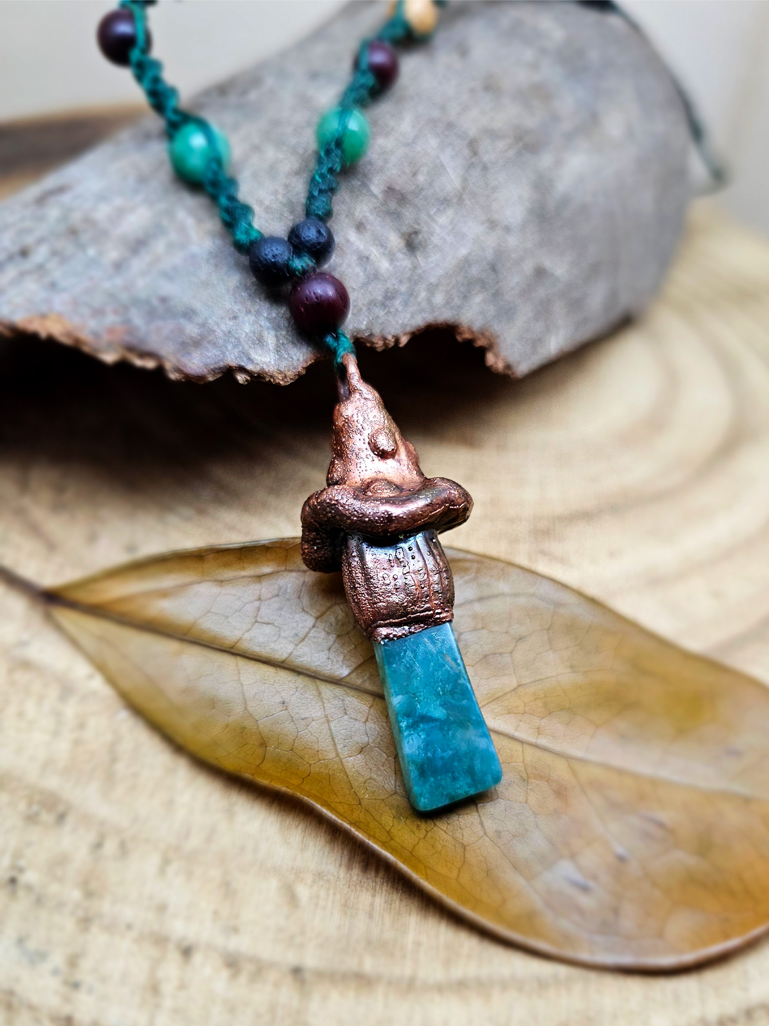 Naszyjnik miedziany - grzybek z agatem mszystym