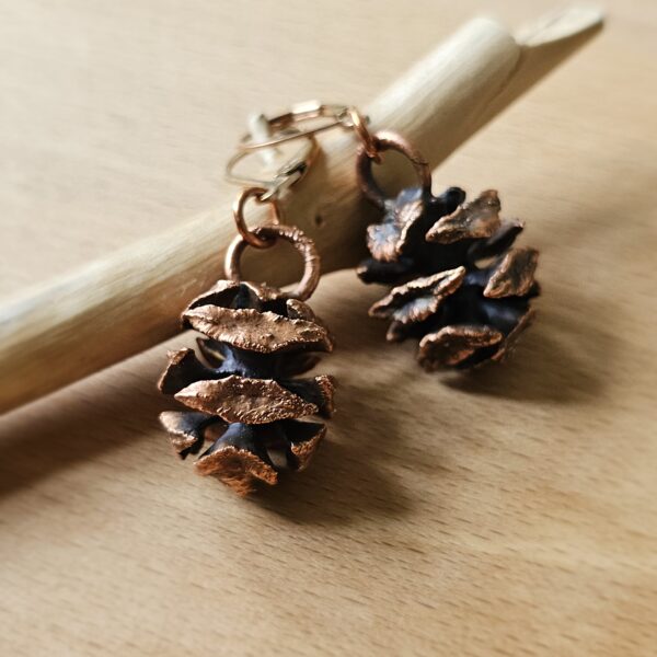 Kolczyki miedziane - szyszki