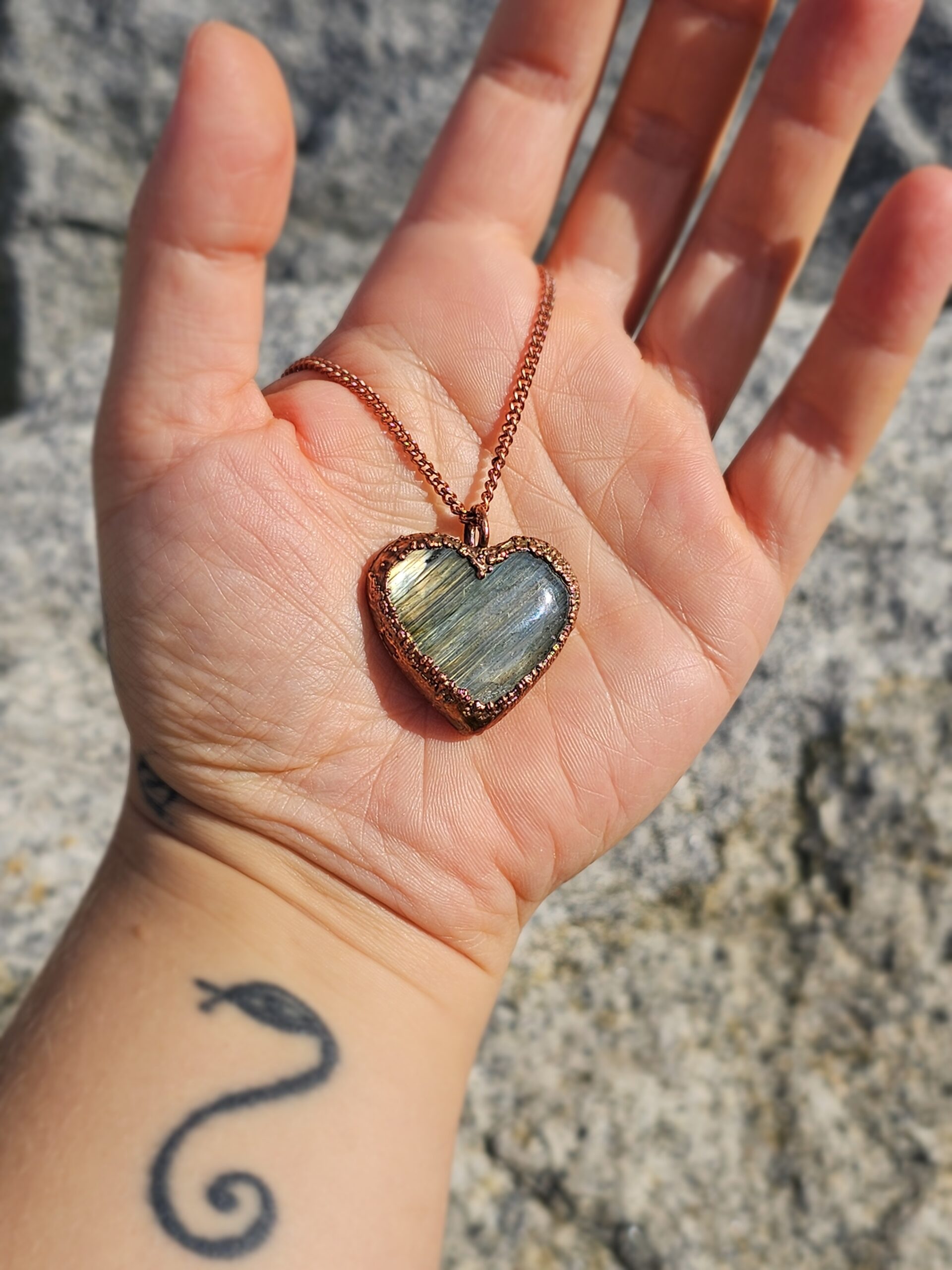 Naszyjnik miedziany - labradorytowe serce - obrazek 6