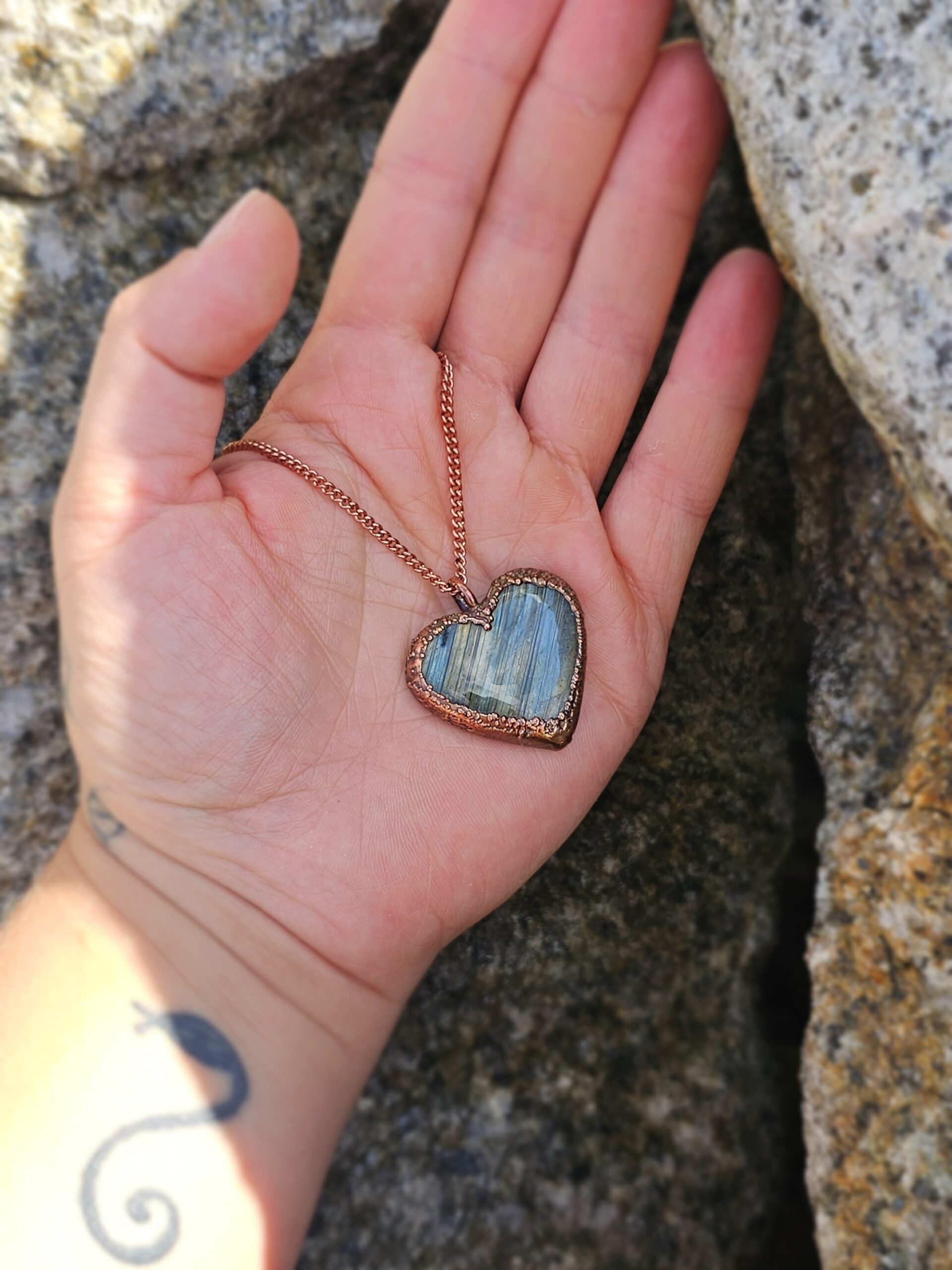 Naszyjnik miedziany - labradorytowe serce - obrazek 7