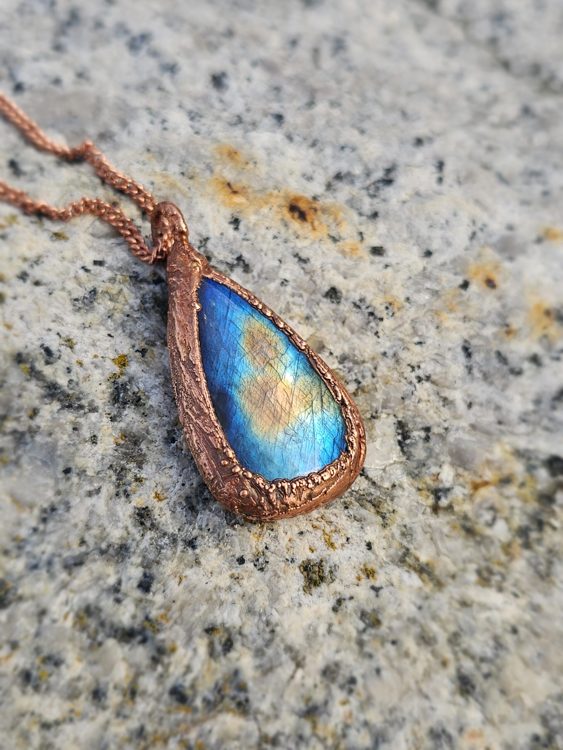 Naszyjnik miedziany - labradorytowe kropelka - obrazek 3