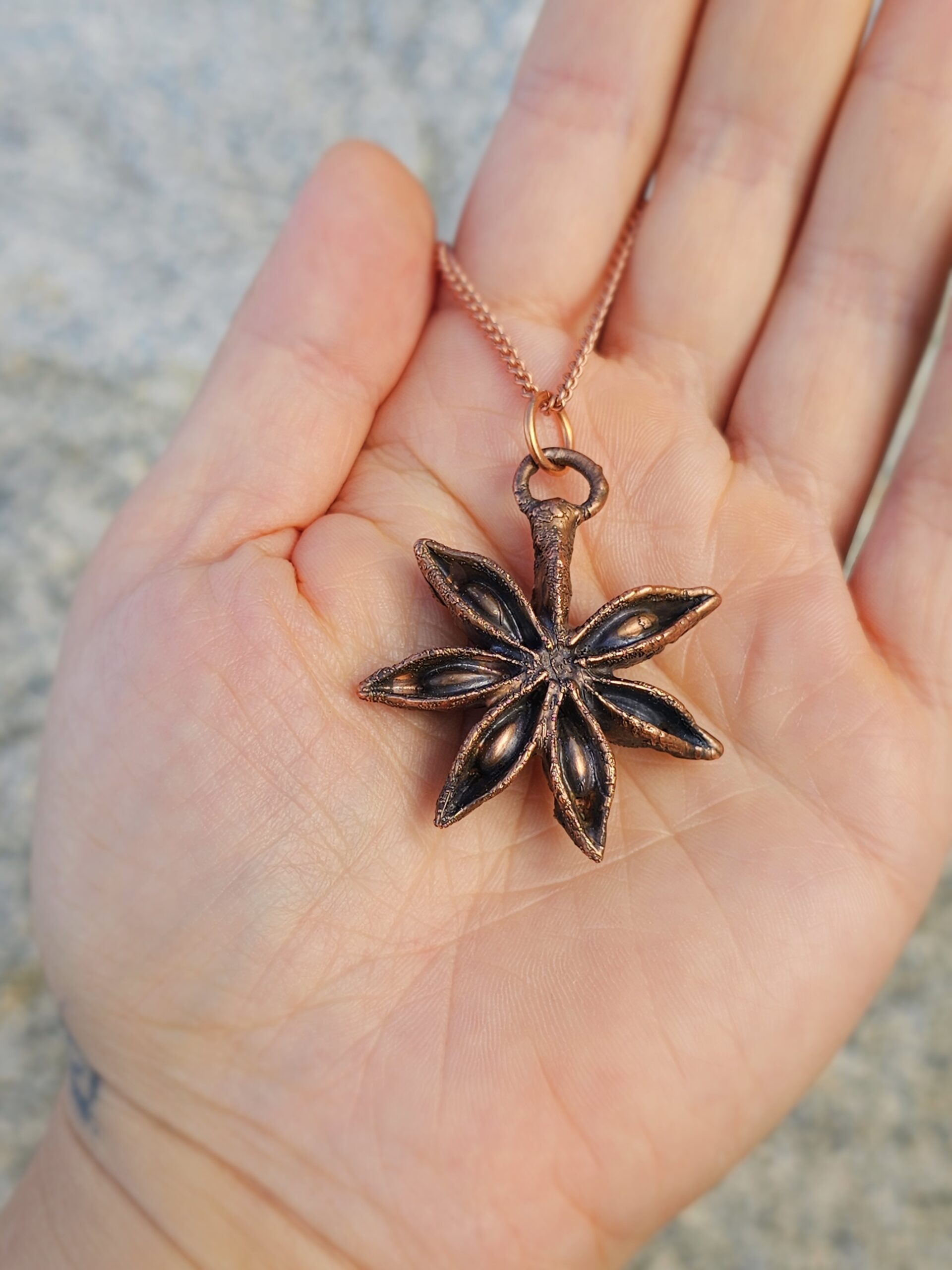 Gwiazdka anyżu - miedziany naszyjnik - obrazek 3