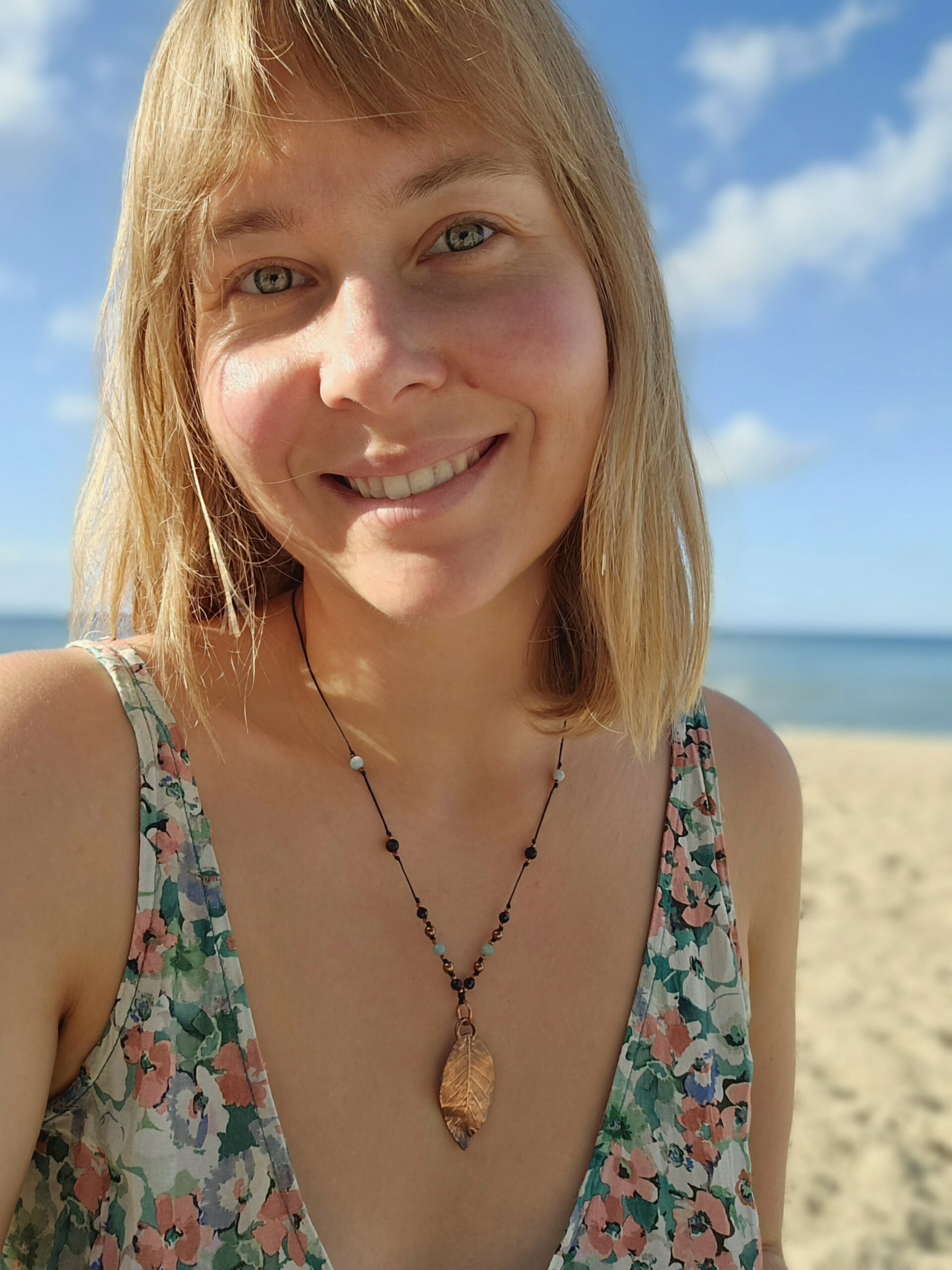 Liść Grabu - Miedziany Naszyjnik z Koralikami - obrazek 7