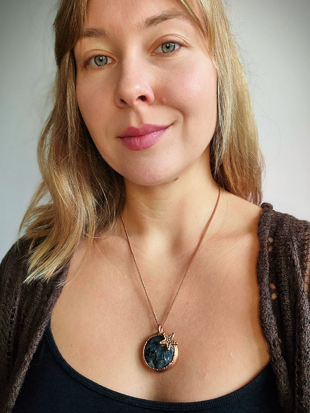 Naszyjnik miedziany - Larwikit z Gwiazdką - obrazek 2