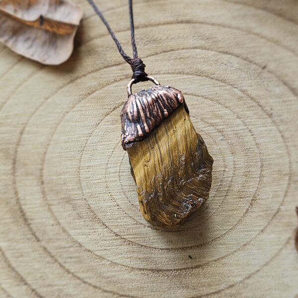 Amulet miedziany "Raw" - Tygrysie Oko