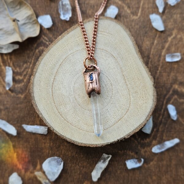 Naszyjnik miedziany - ochronny kryształek w miedzi z granatem