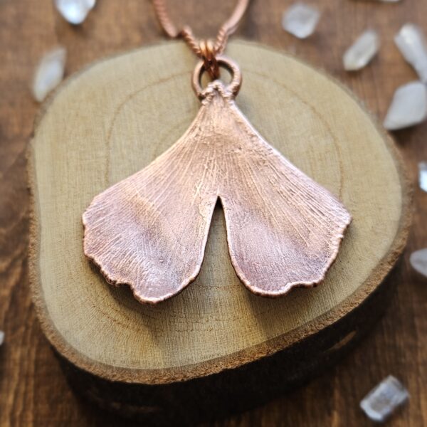 Liść miłorzębu - miedziany naszyjnik